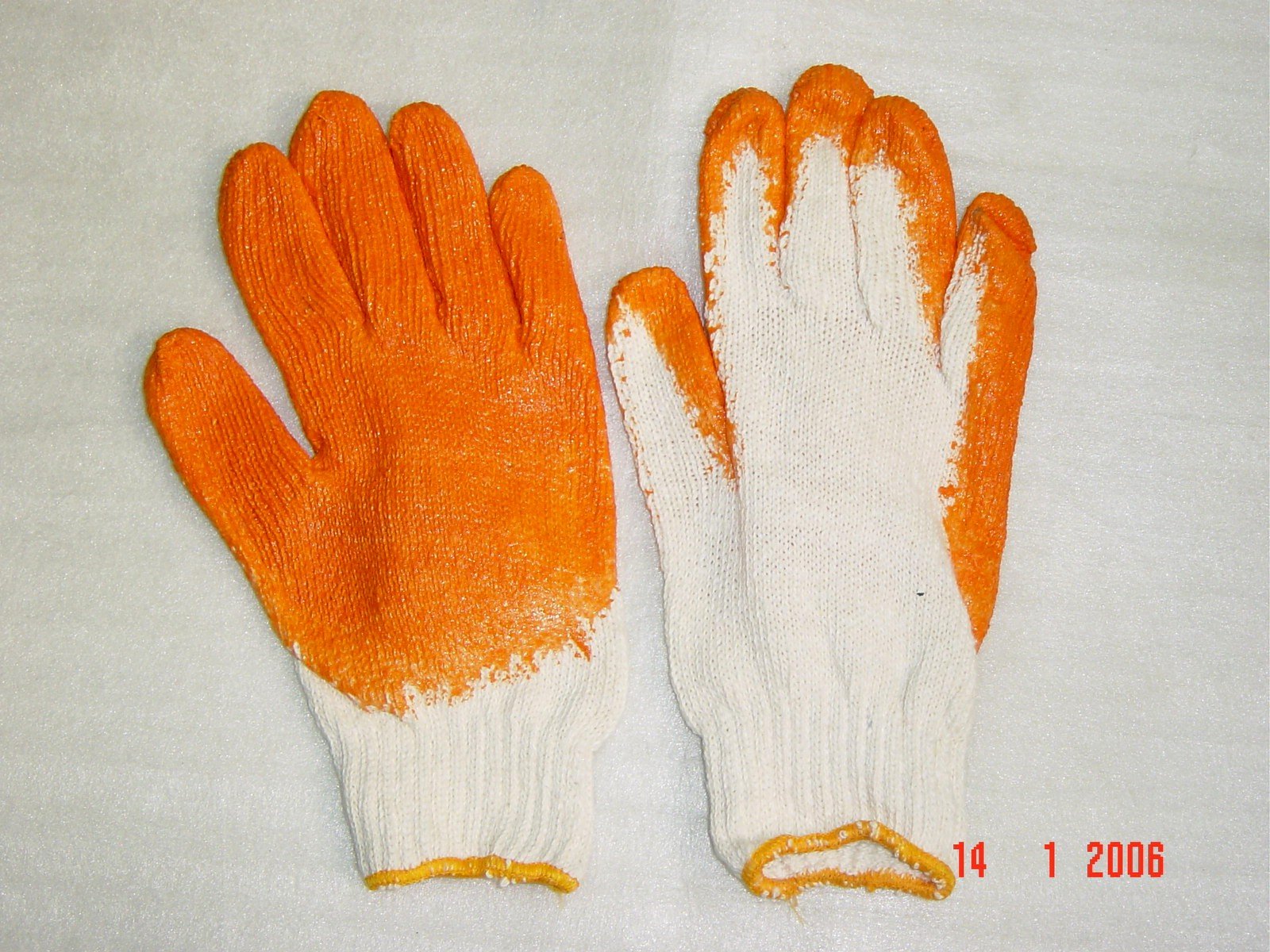 ถุงมือผ้าหุ้มยางยกกระจก PROMA