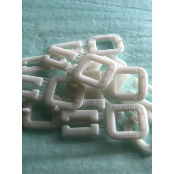 กิ๊บพลาสติก สต๊อปเปอร์ (แพ็คละ 1 กก.) หัวเข็มขัดสายรัดพลาสติก กิ๊บพลาสติก สต๊อปเปอร์